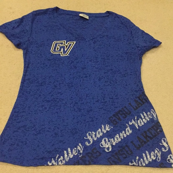 Pro Edge Tops - Grand Valley State University blue T-shirt size M
